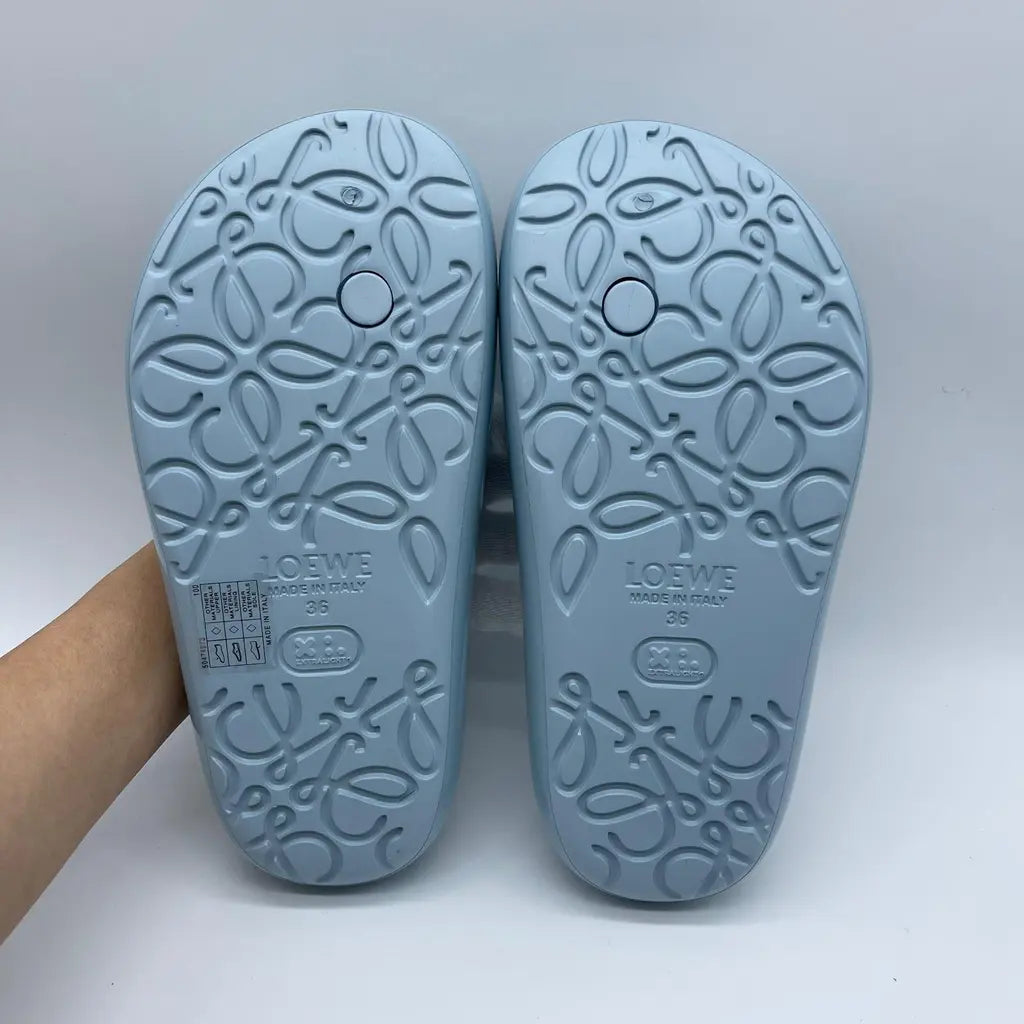 Loewe Foam Pebble Toe Post Glossy Size36