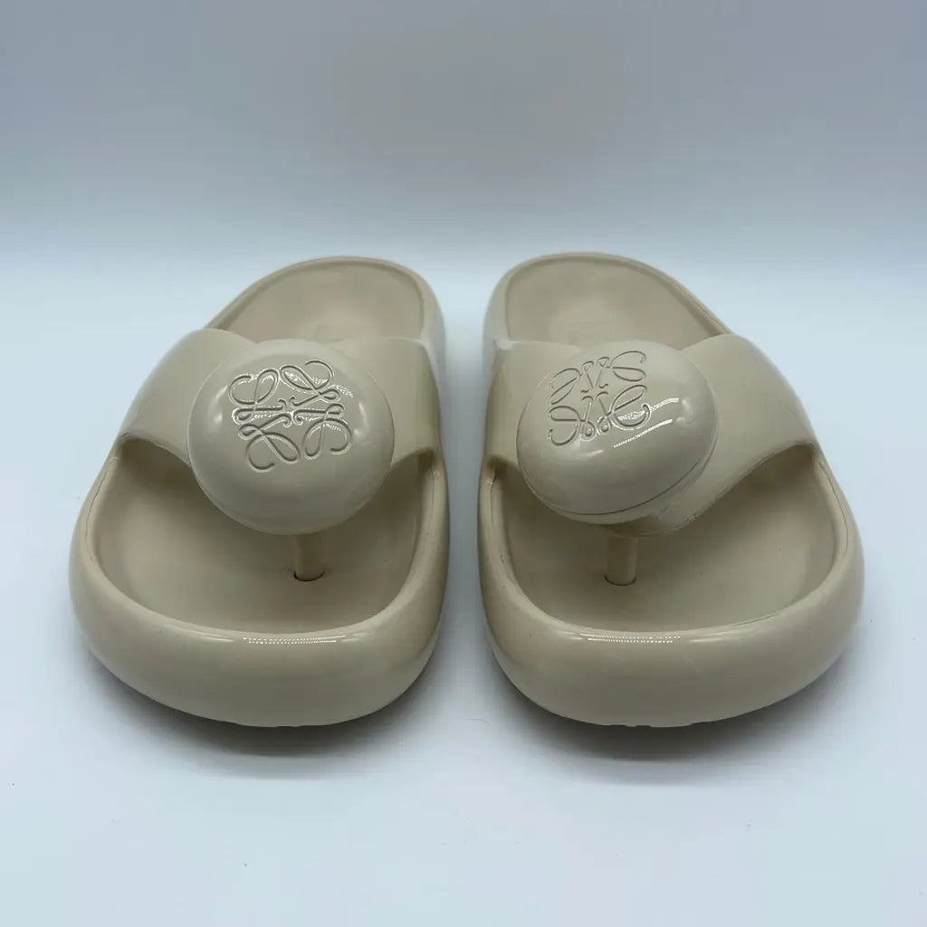 Loewe Foam Pebble Toe Post Glossy Size36