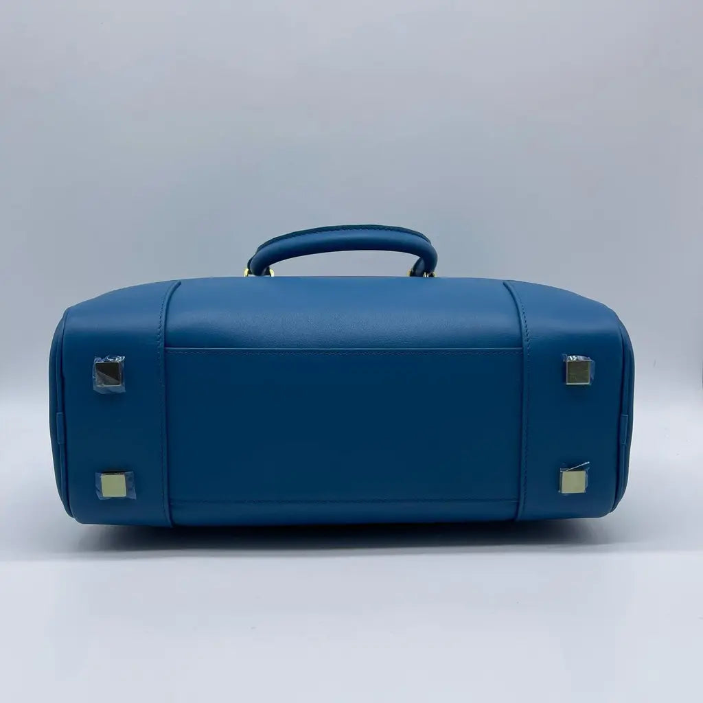 Loewe Calfskin Amazona 28 bag in Lagoon blue color.