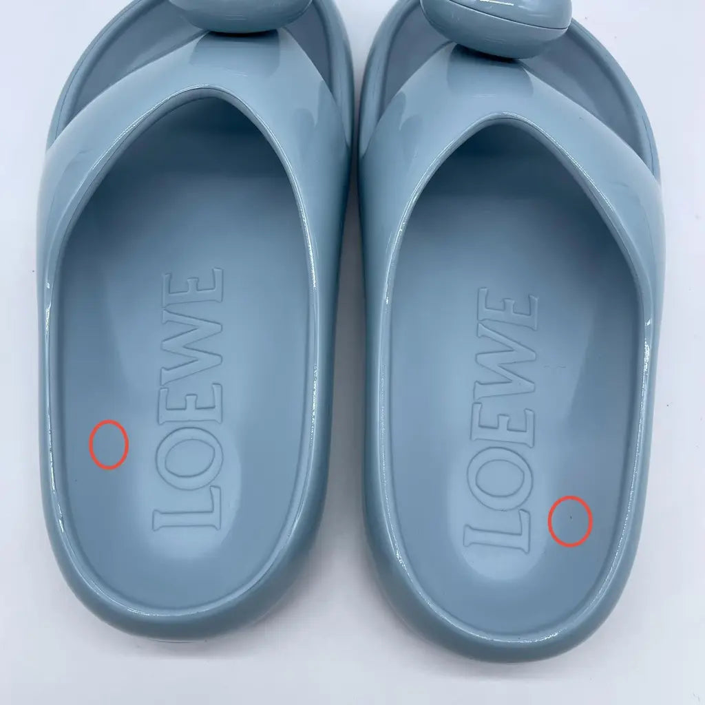 Loewe Foam Pebble Toe Post Glossy Size36