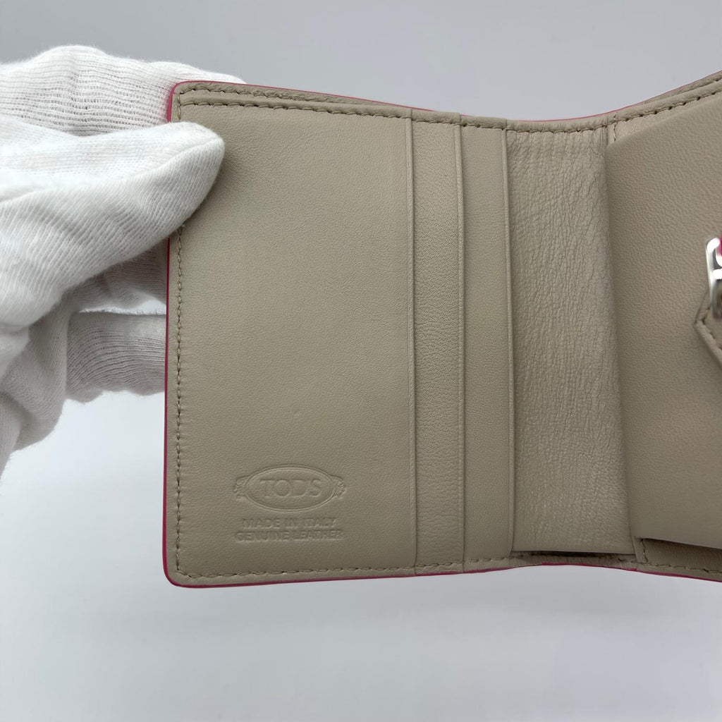 Tod's Wallet