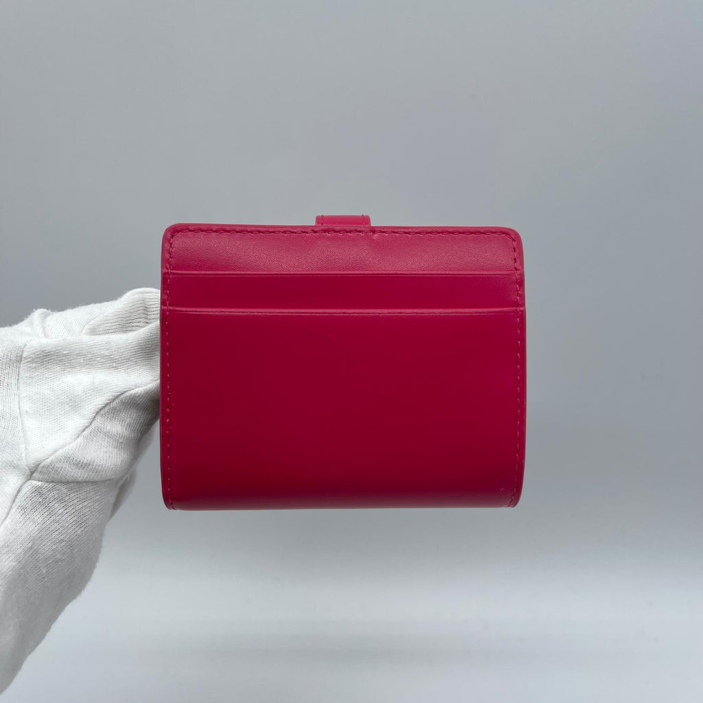 Tod's Wallet