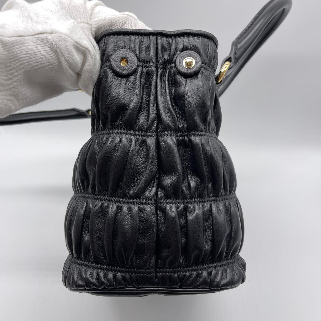 Prada Borsa a Mano Hand Bag