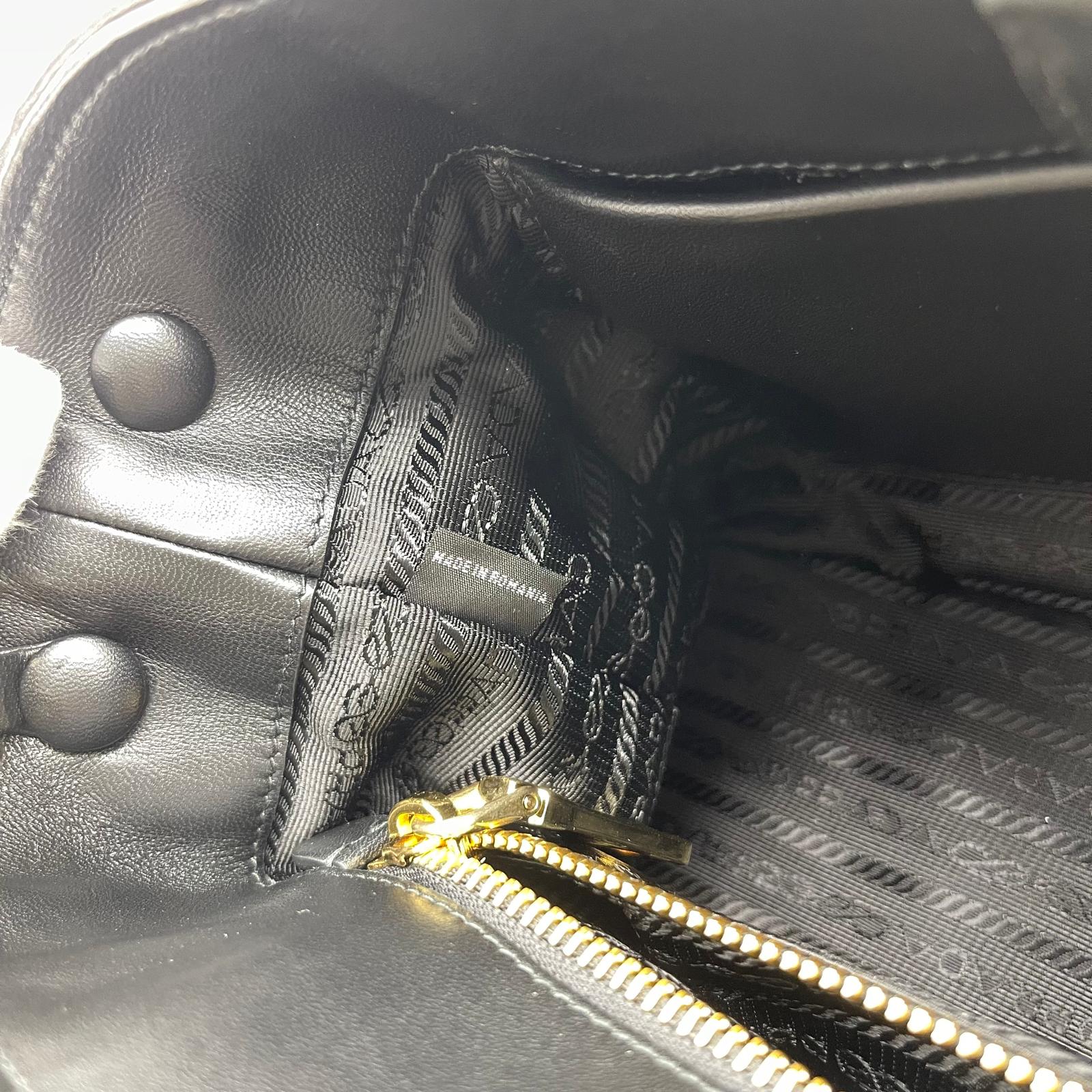 Prada Borsa a Mano Hand Bag