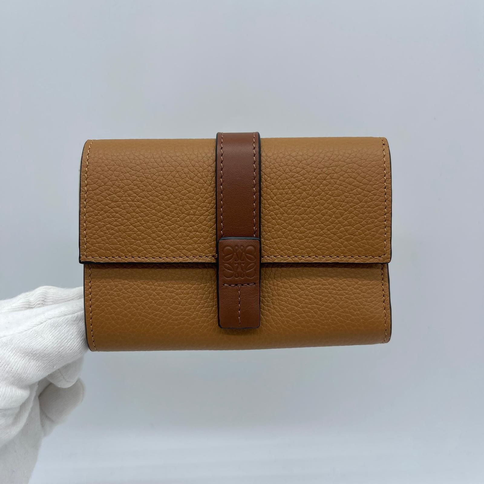 Loewe SGC Small Vertical Wallet