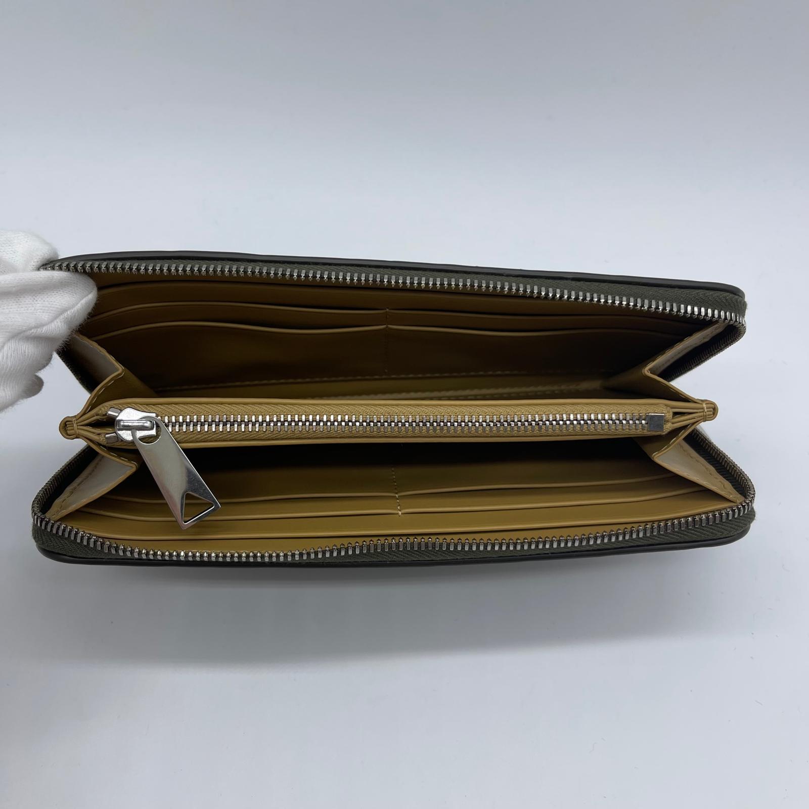 Bottega Veneta Zip Around Wallet