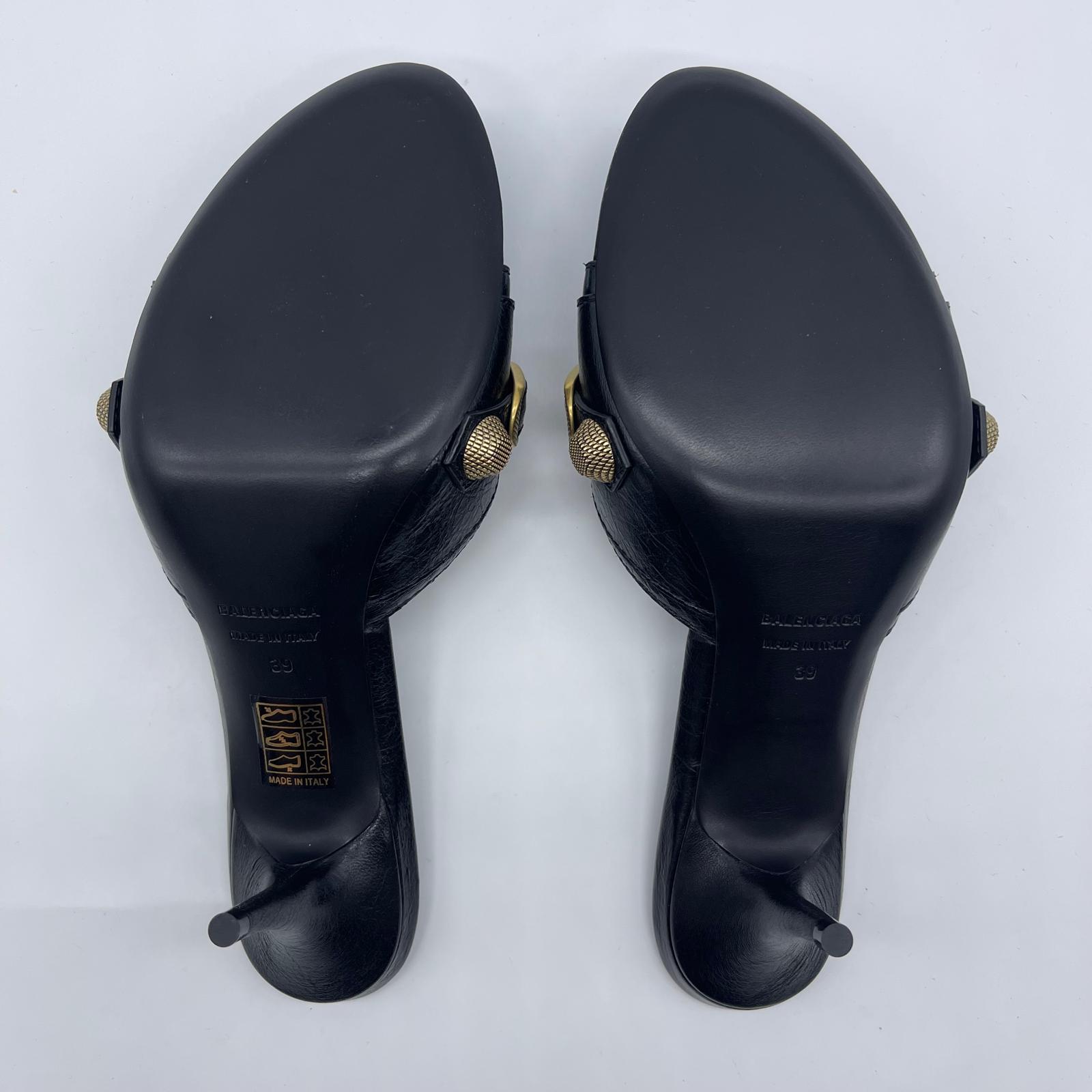 Balenciaga Sandal Size39
